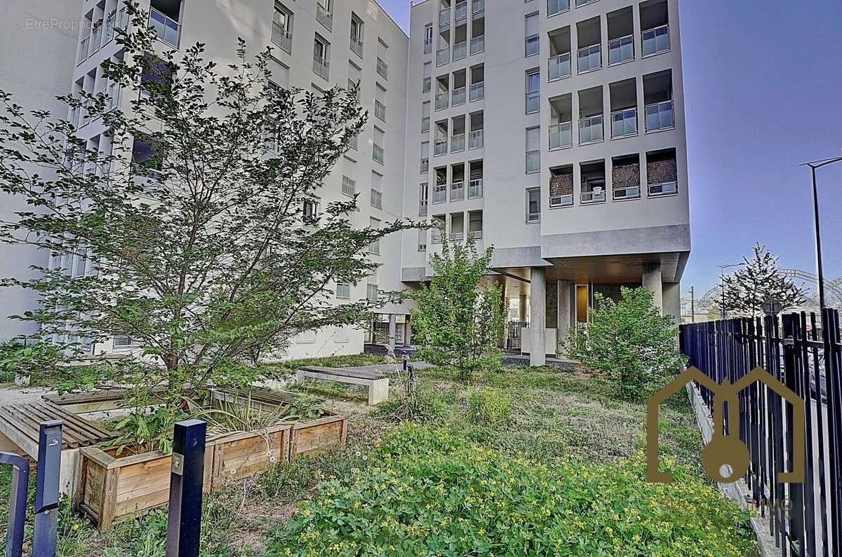 Appartement à VAULX-EN-VELIN