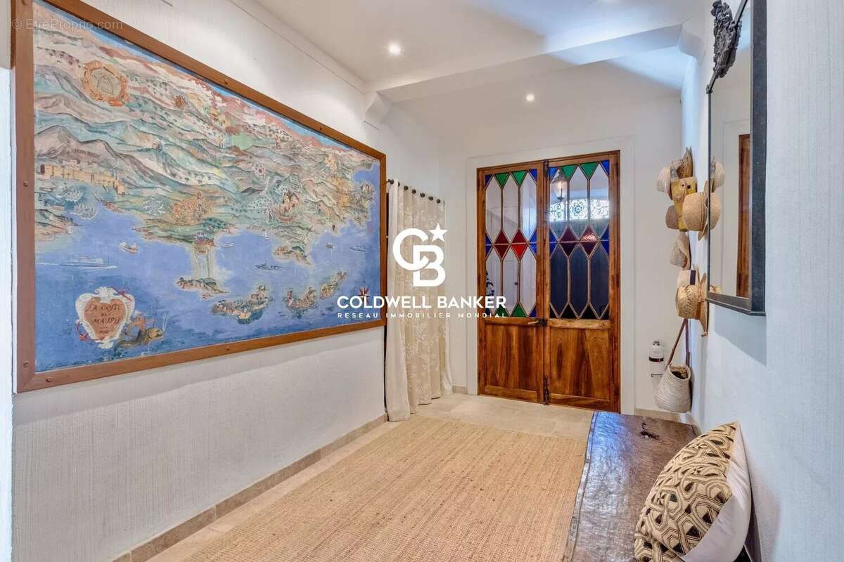 Maison à BORMES-LES-MIMOSAS