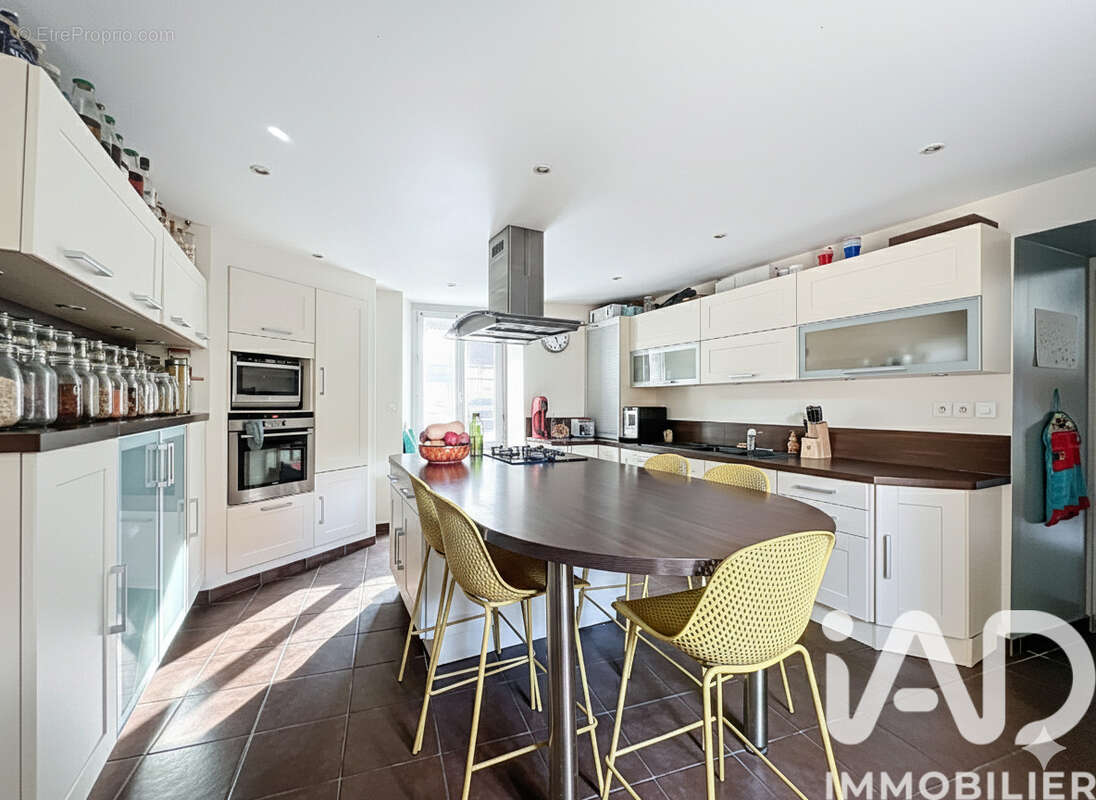 Photo 8 - Maison à LINAS