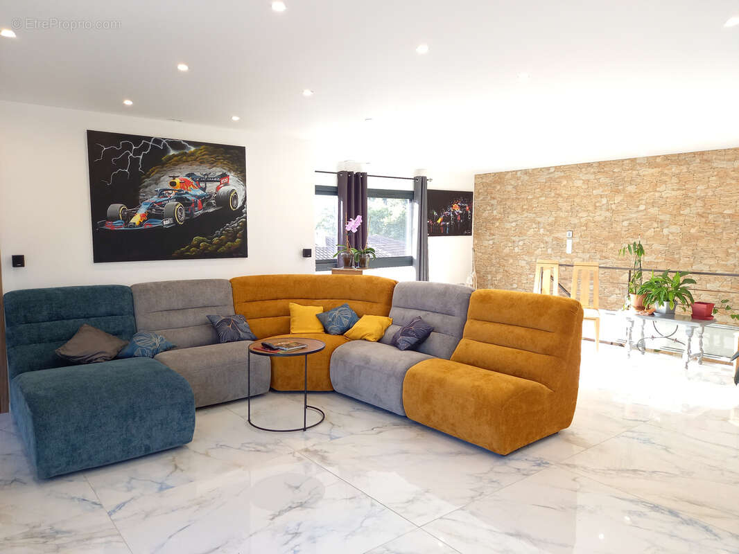 Maison à LATOUR-BAS-ELNE