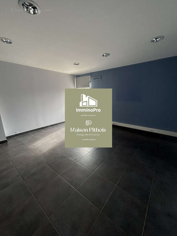 Commerce à SANARY-SUR-MER