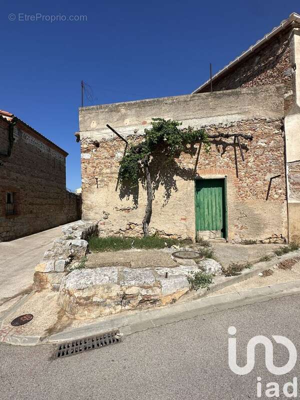 Photo 9 - Parking à BAIXAS