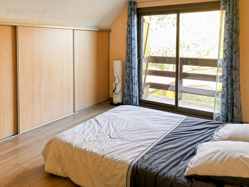 Maison à PREVESSIN-MOENS