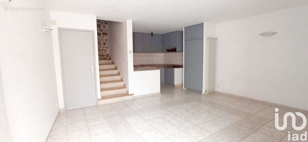 Photo 2 - Maison à PUGET-SUR-ARGENS