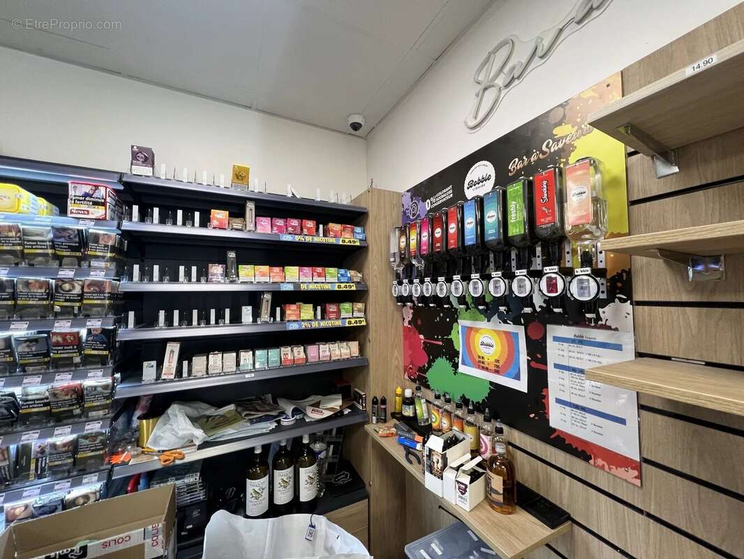 Commerce à NAGES-ET-SOLORGUES