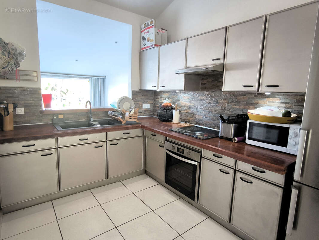 Appartement à BAIE-MAHAULT