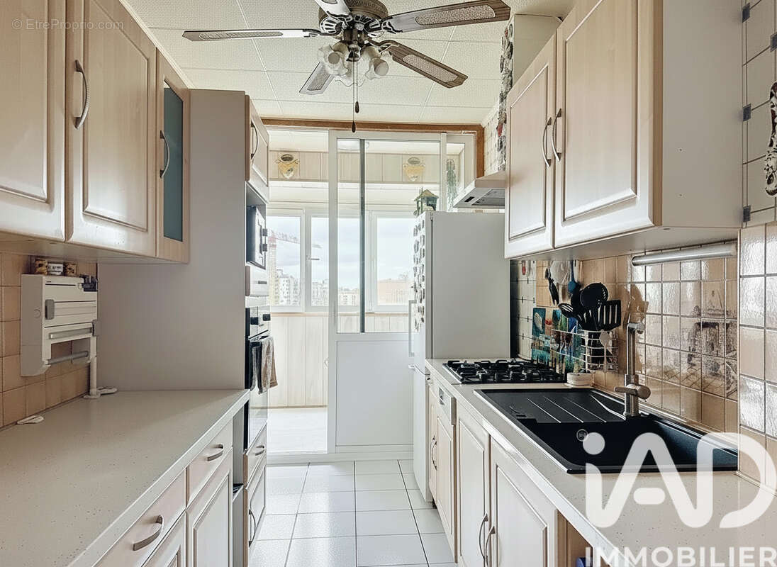 Photo 3 - Appartement à VILLENEUVE-LA-GARENNE