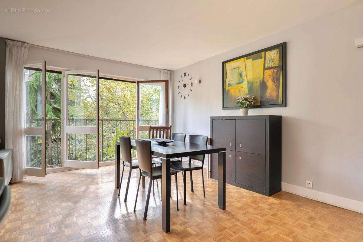Appartement à MAISONS-ALFORT