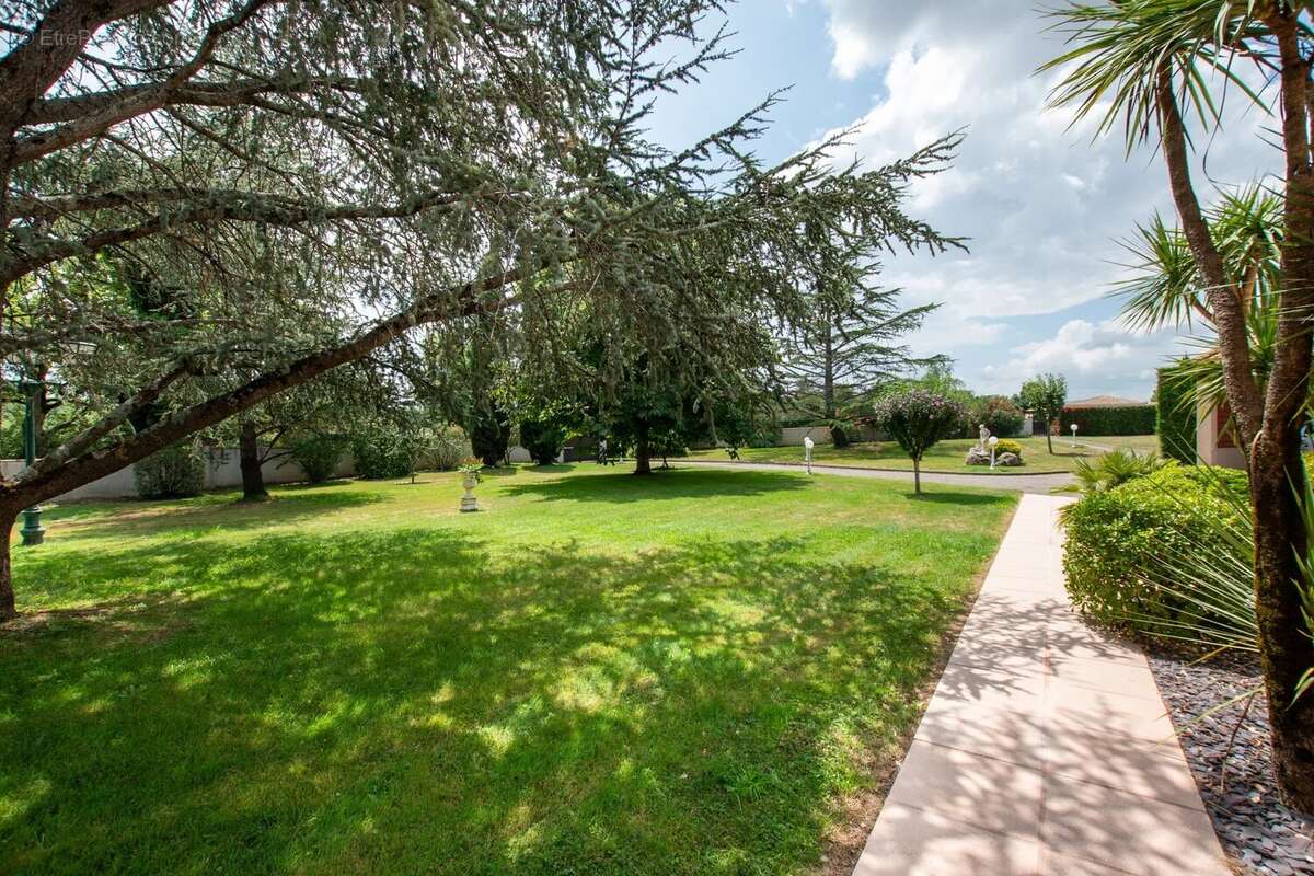 Maison à FONTENILLES