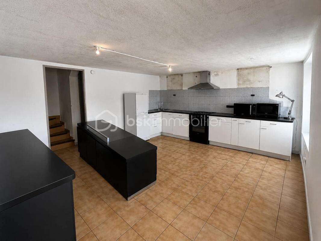 Appartement à MEREVILLE