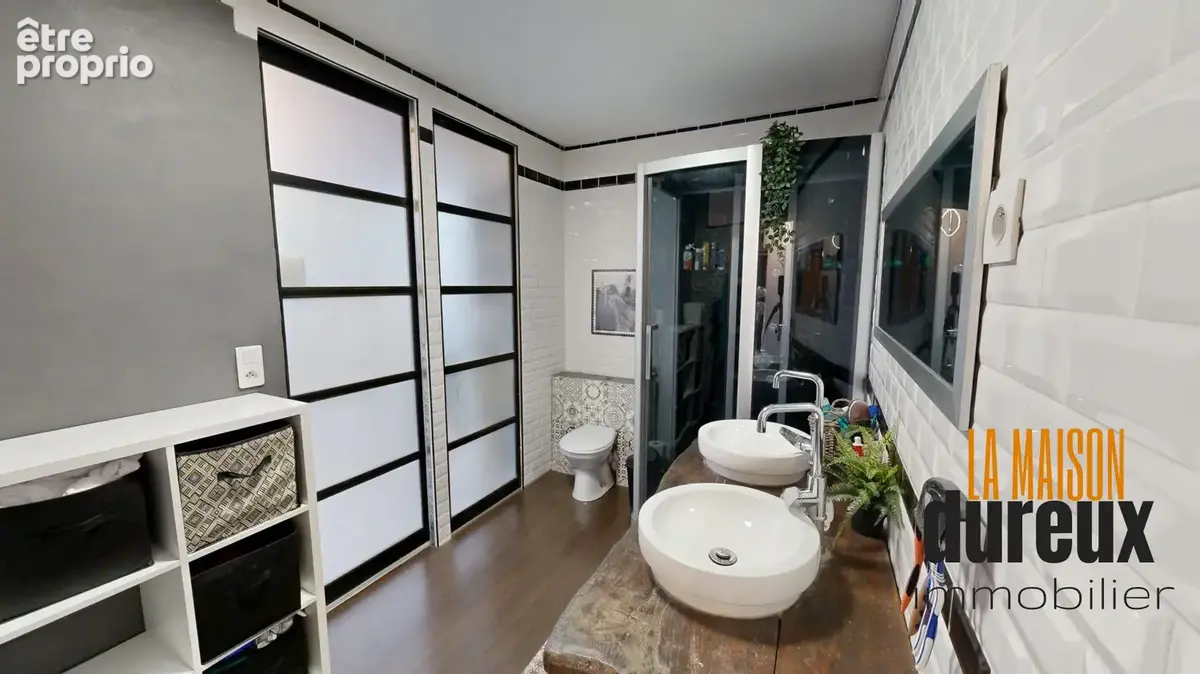 SALLE D'EAU ETAGE
