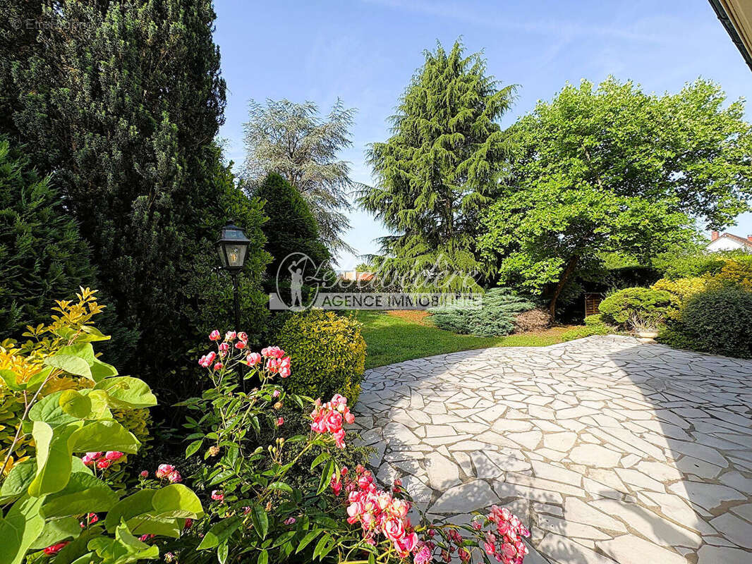 Maison à SAINT-PRIX