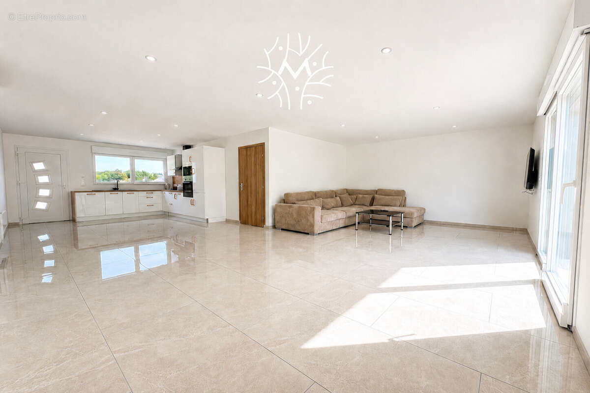 Maison 99 m² à Rethel  - photo 4