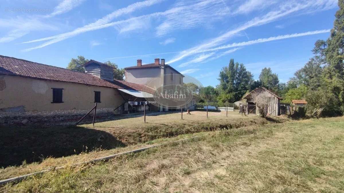 Maison à SAINT-PE-DELBOSC