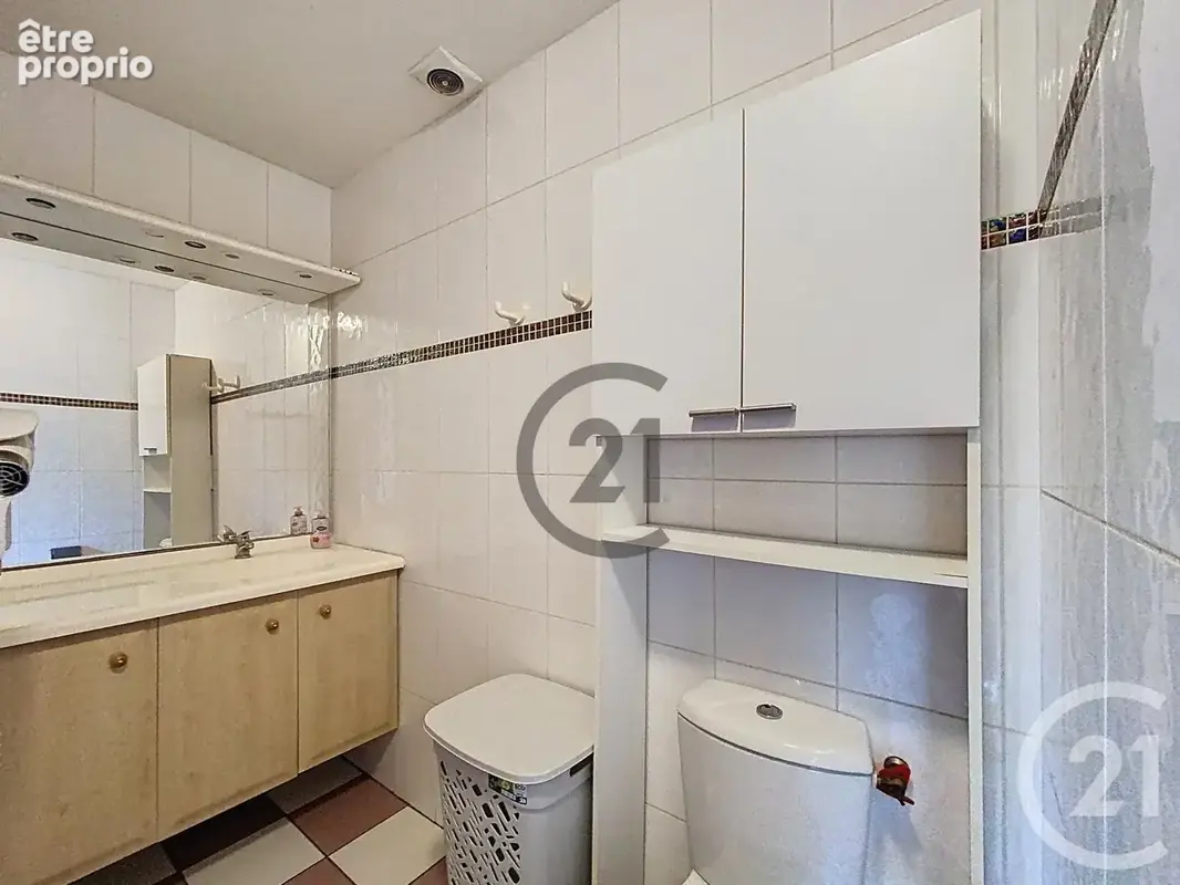 Appartement 1 pièce 17 m² à vendre à Sainte-Savine (10300) - photo 2