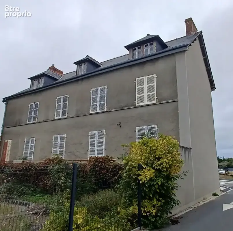 Appartement coeur de ville a renover - photo 3