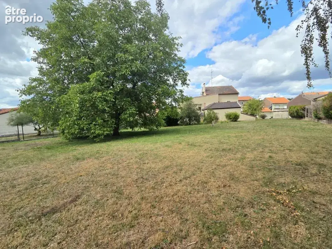 Exclusivité — Maison familiale de 220 m2 environ avec jardin - photo 2