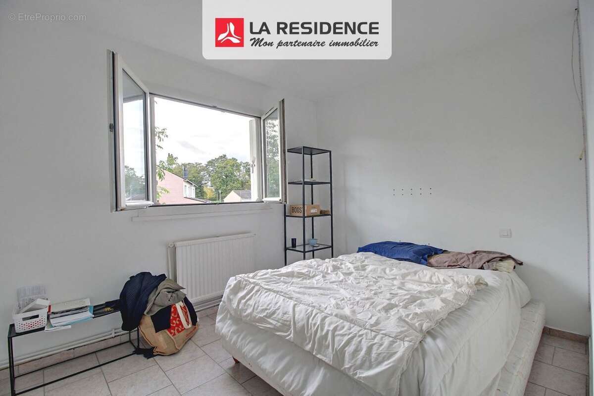 Maison à SAINT-ETIENNE-DU-ROUVRAY