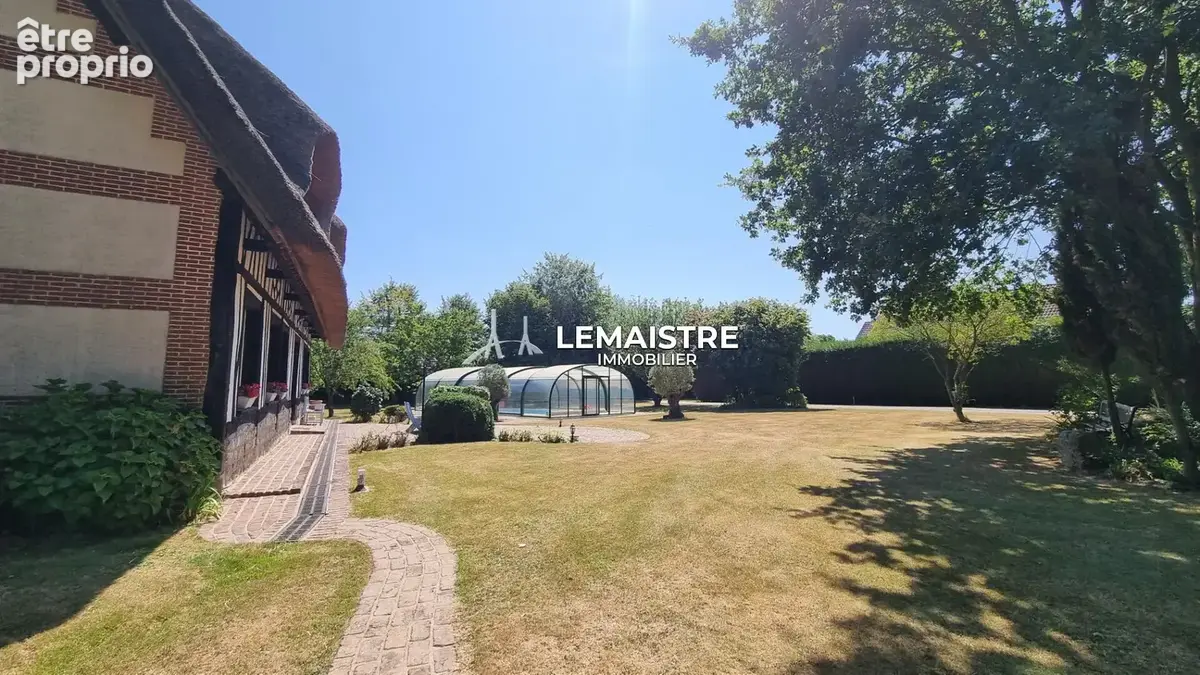 Chaumière à vendre - Valliquerville - 141,25 m² - 4 chambres - Piscine chauffée - Parc arboré - Bâtiment - photo 4