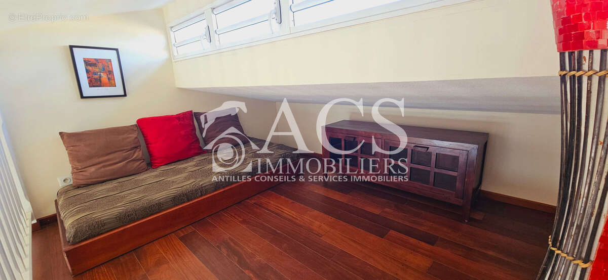 Appartement F3 au bord de l'eau, piscine, ponton - photo 10