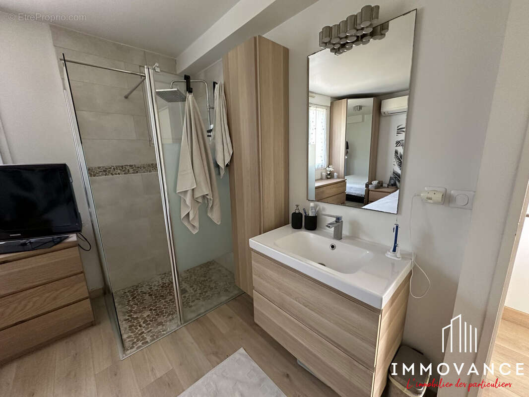 Maison à LUNEL-VIEL