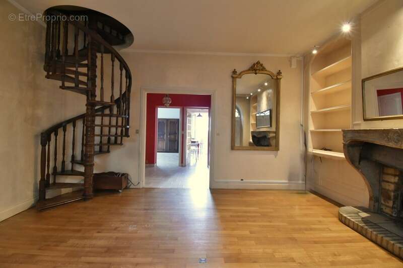 Maison à SAINT-AGREVE