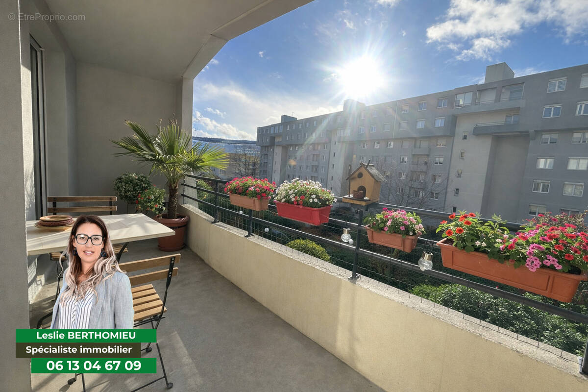 Appartement à SAINT-ETIENNE