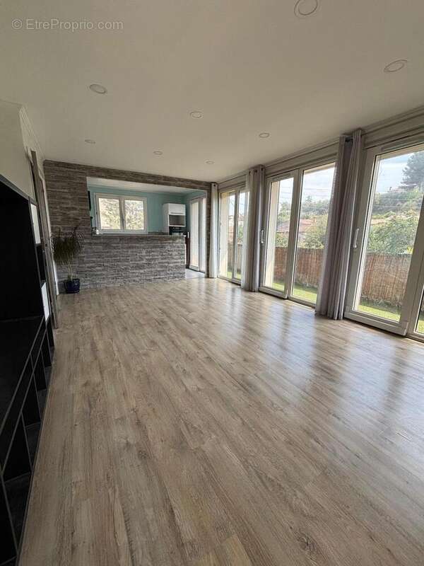 Photo 3 - Appartement à MARSEILLE-11E