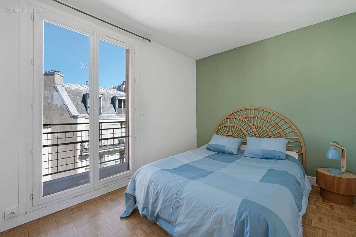 Appartement à PARIS-12E
