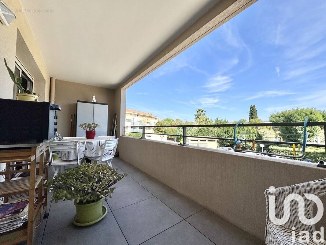 Photo 1 - Appartement à SIX-FOURS-LES-PLAGES