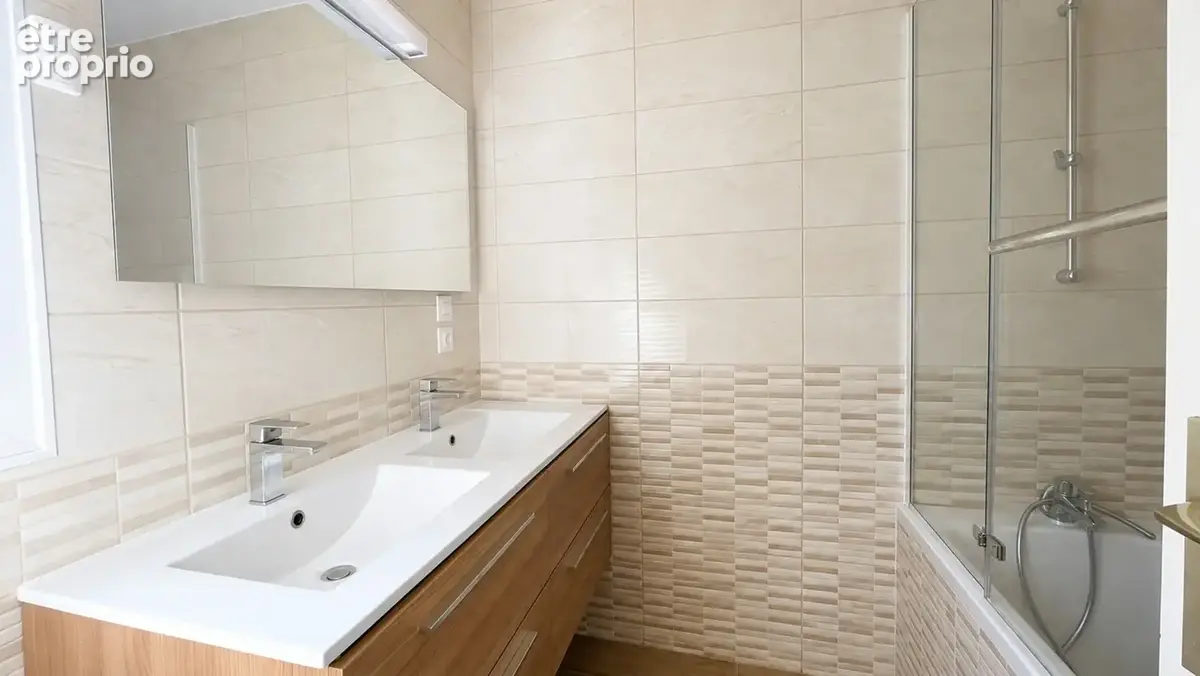 Maison familiale 140 m² – 6 chambres – 2 suites parentales – jardin – garage – plaisir - photo 4