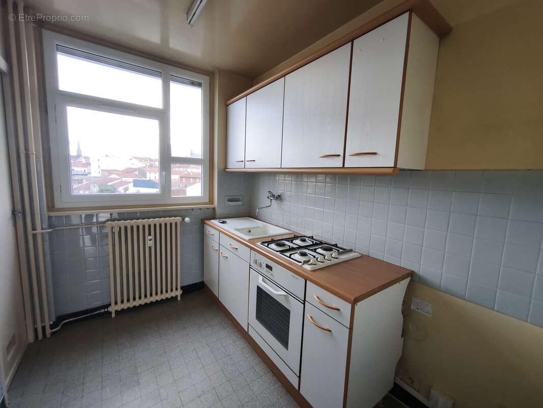 Firminy, 3P+C, parking. - photo 4