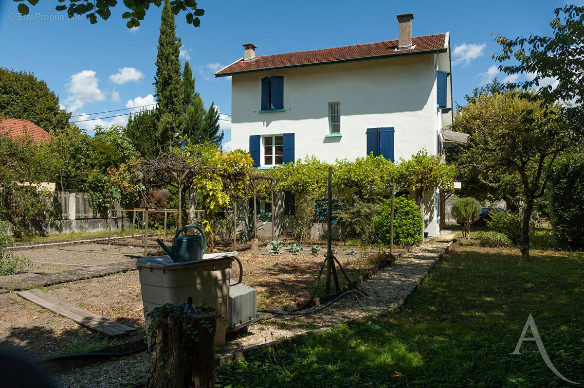Maison à TULLINS