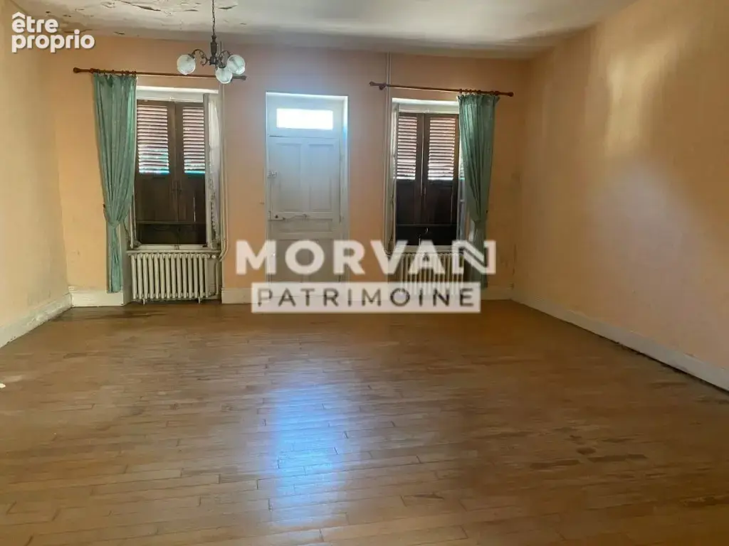 Maison de caractere 142.64 m coeur village bazois avec garage et cour - 69 000 € - photo 4