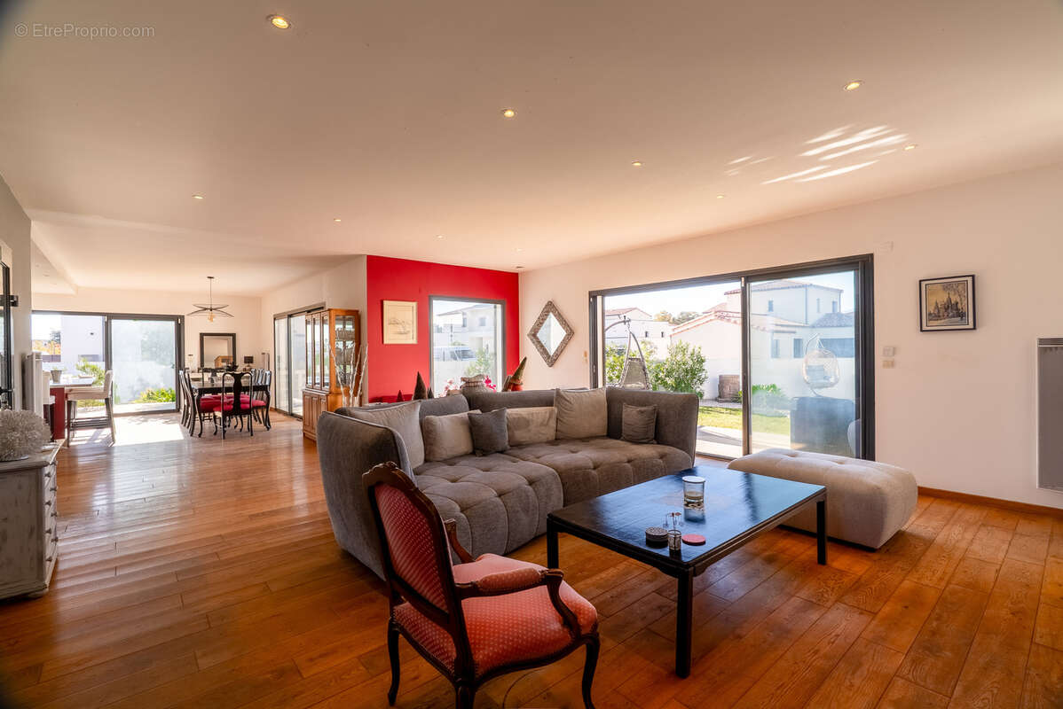 Maison à SAINT-CYPRIEN