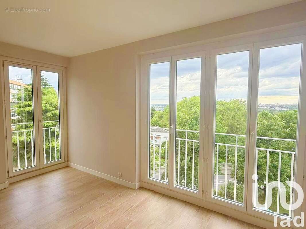 Photo 7 - Appartement à SUCY-EN-BRIE