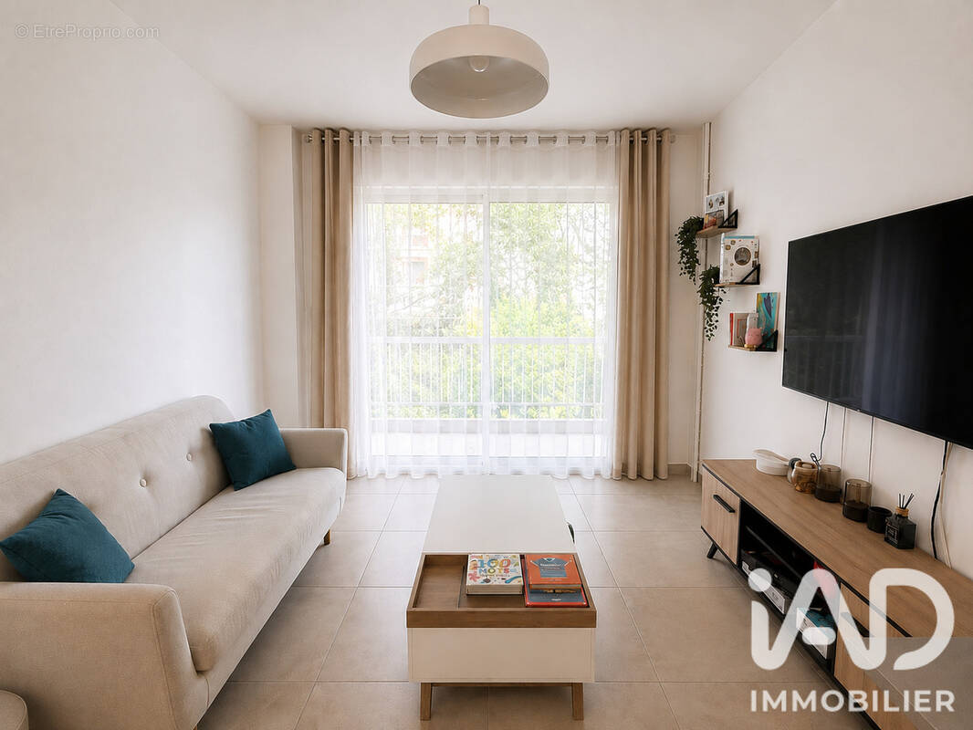 Photo 1 - Appartement à NIMES
