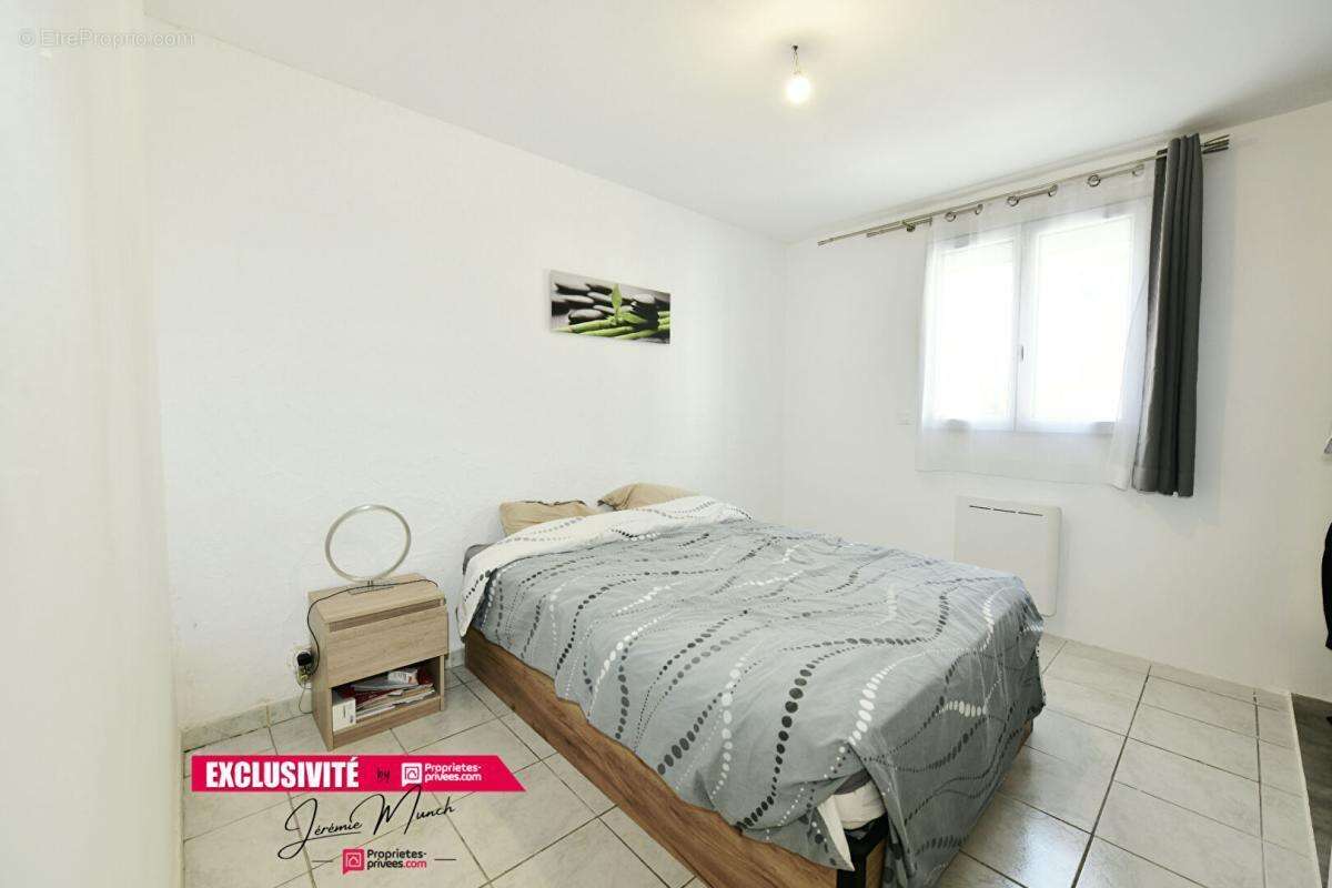 Maison à ROQUEBRUNE-SUR-ARGENS