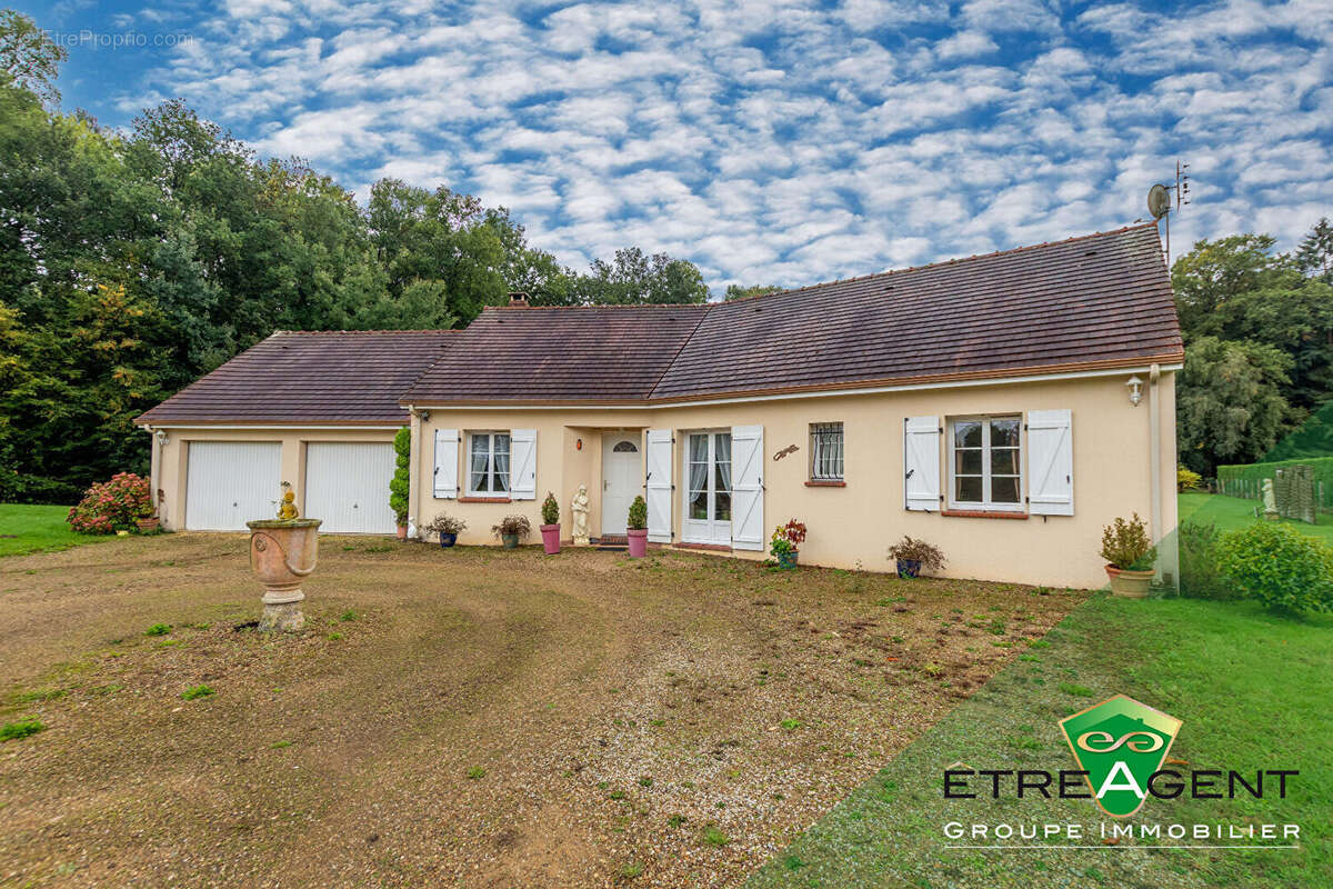 Maison à LONGNY-AU-PERCHE