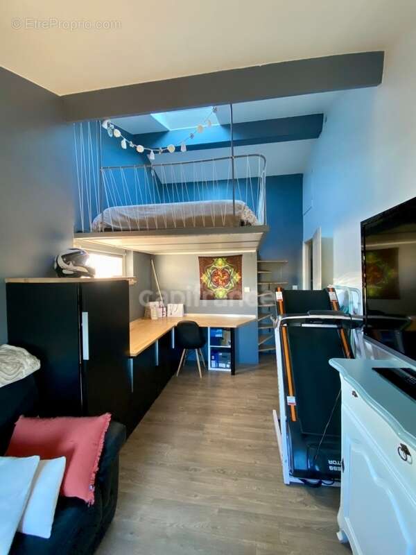 Maison à SAINT-QUENTIN-LA-POTERIE