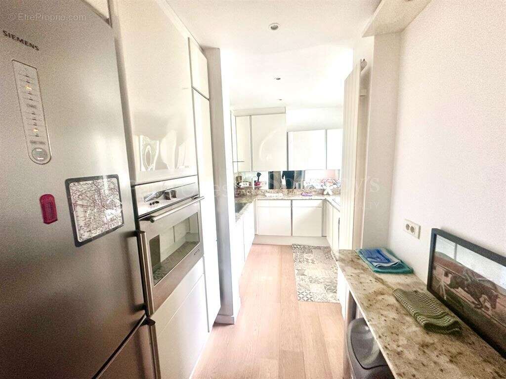 Maison à PARIS-16E
