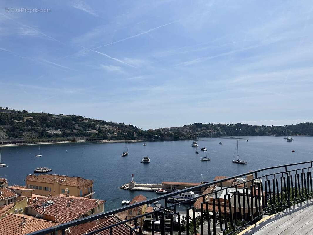 Appartement à VILLEFRANCHE-SUR-MER