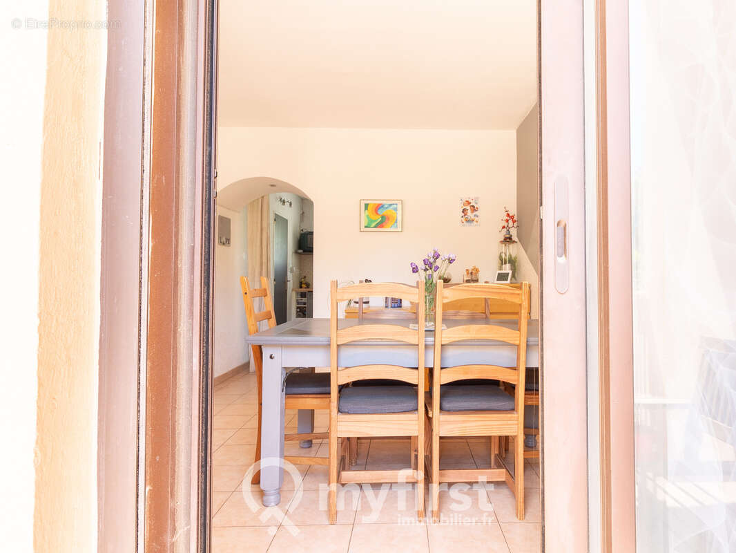 Appartement à LA VALETTE-DU-VAR
