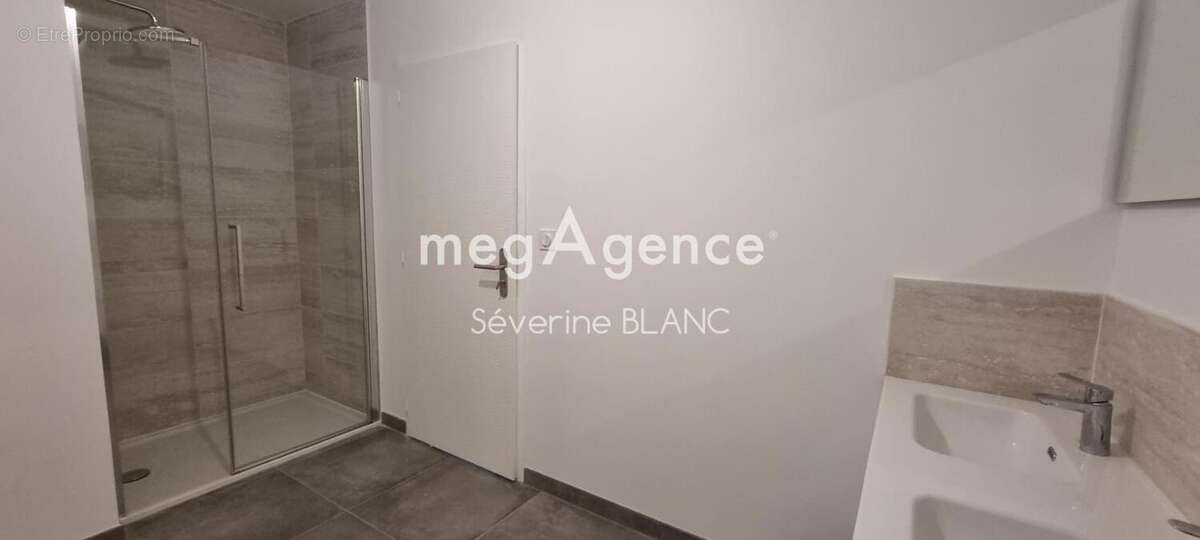 A vendre Saint-Malo intra-muros, beau duplex lumineux de 118 m2, 3 chambres - photo 9
