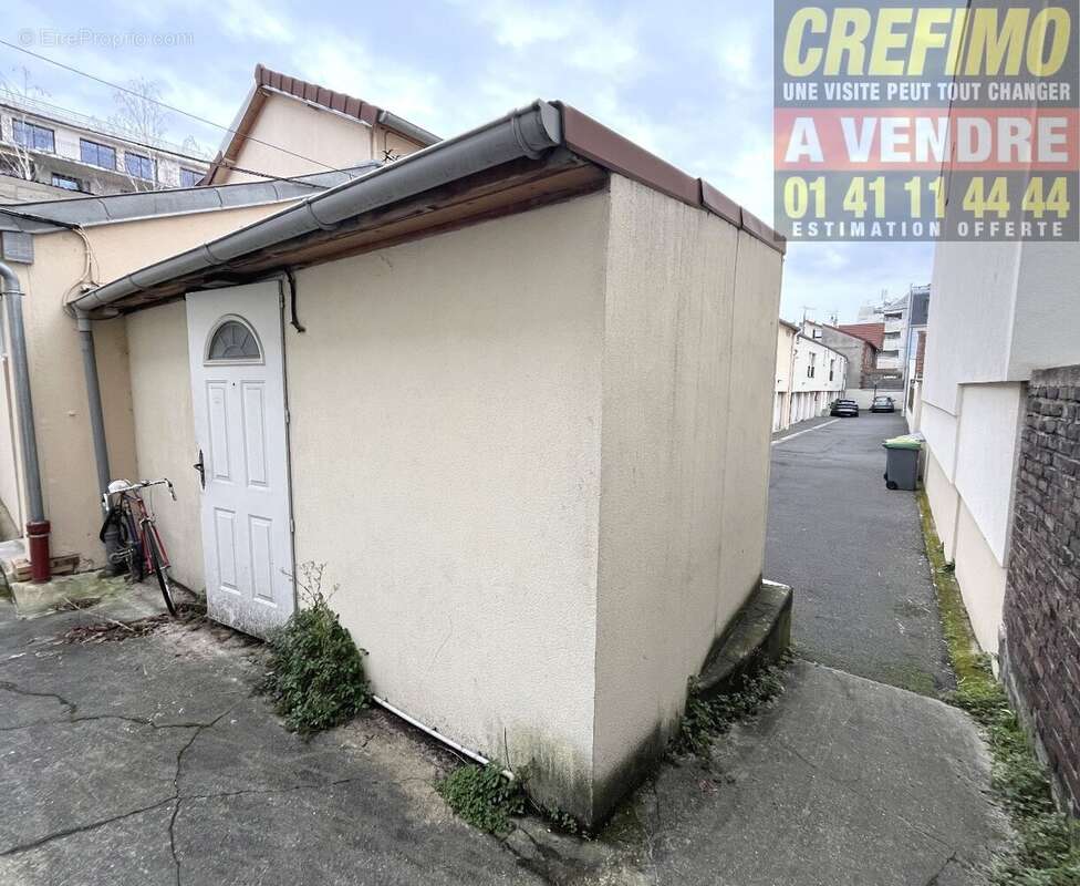 Appartement à COURBEVOIE