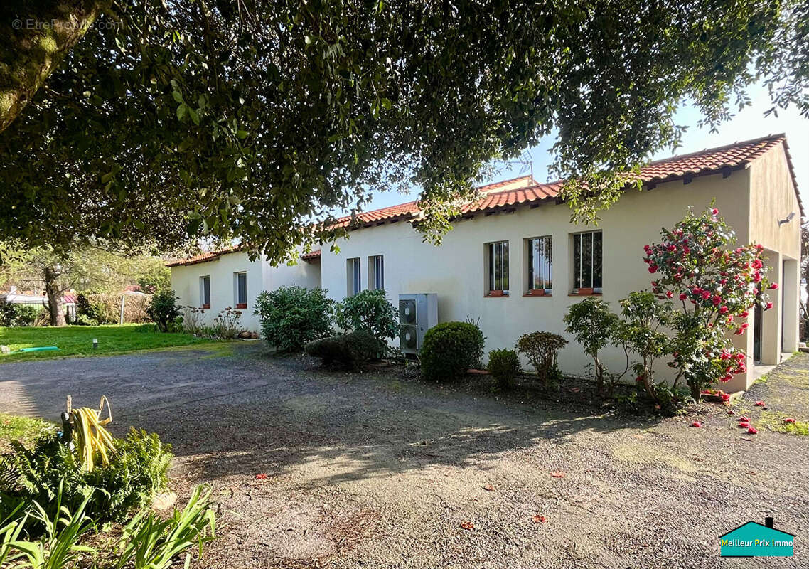 Maison à MACHECOUL