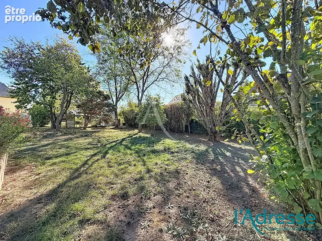 CHANGE - proche centre ville - Maison de 161 m² - 4 chambres - bureau - terrain clos - photo 16