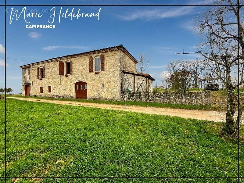 Maison à MAUVEZIN