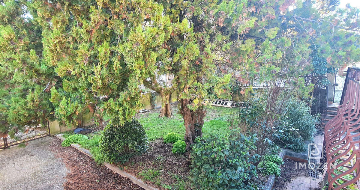 Maison T5 de 174 m2 Carrez - 327m2 de terrain - photo 4