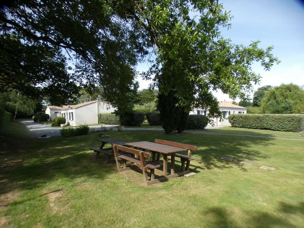 Maison à LA CAILLERE-SAINT-HILAIRE